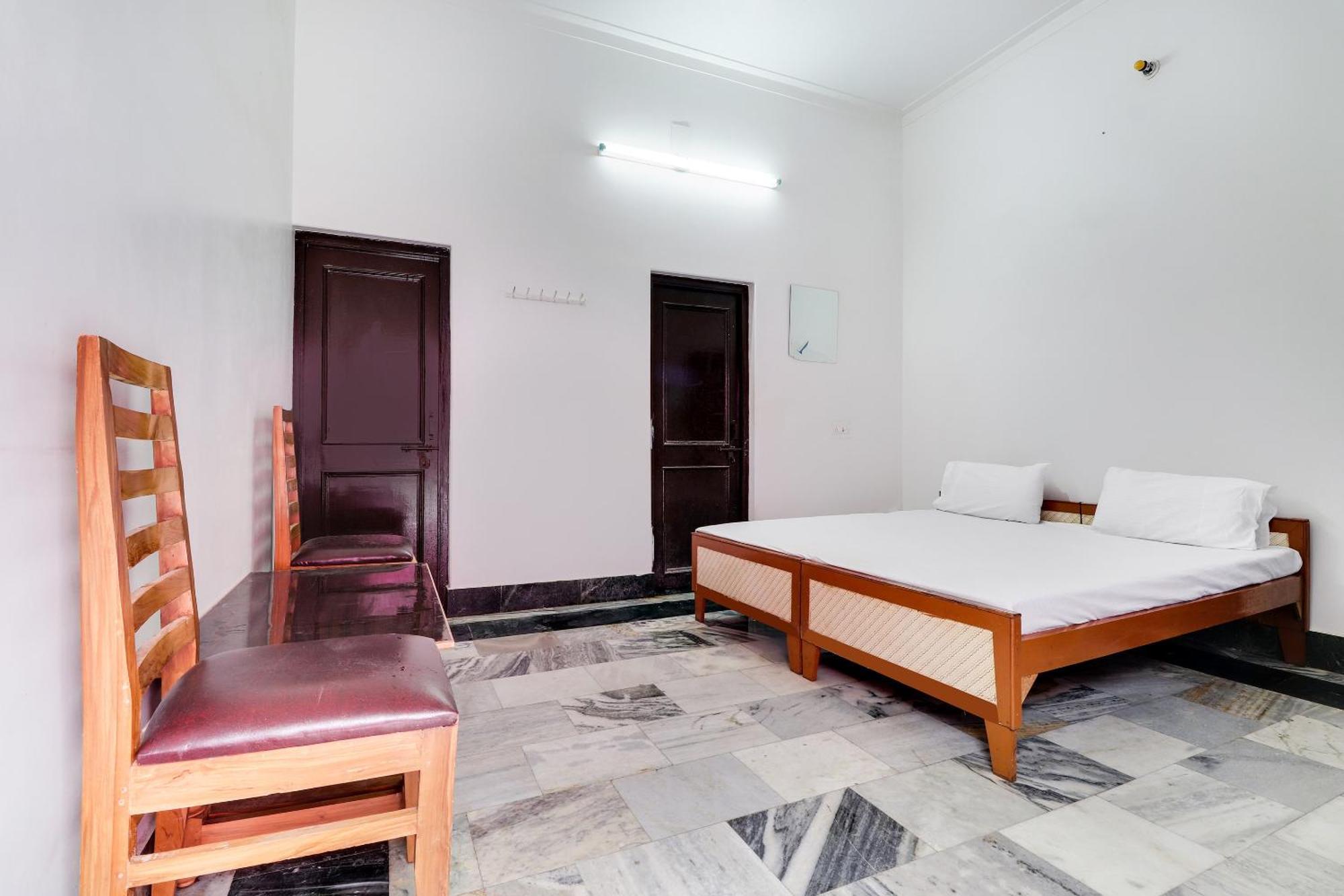 Hotel O Hanuman Bagh Ayodhya Exterior foto