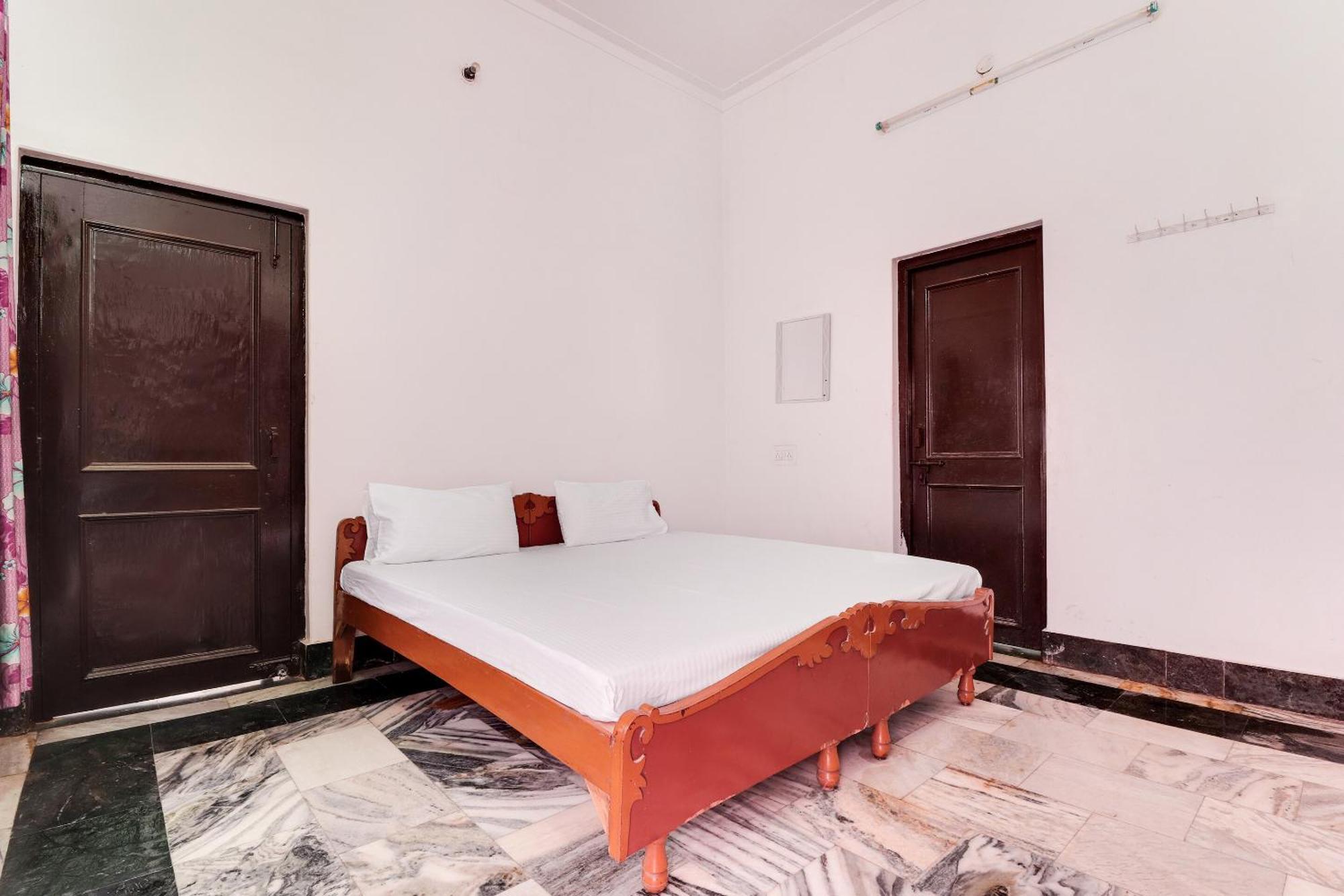 Hotel O Hanuman Bagh Ayodhya Exterior foto
